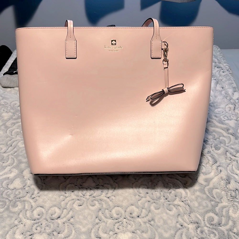 Brand new pink authentic Kate Spade tote bag with zipper top